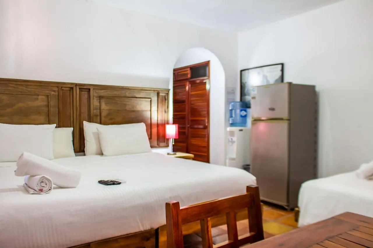 פלאייה דל כרמן Apart Hotel Casaejido