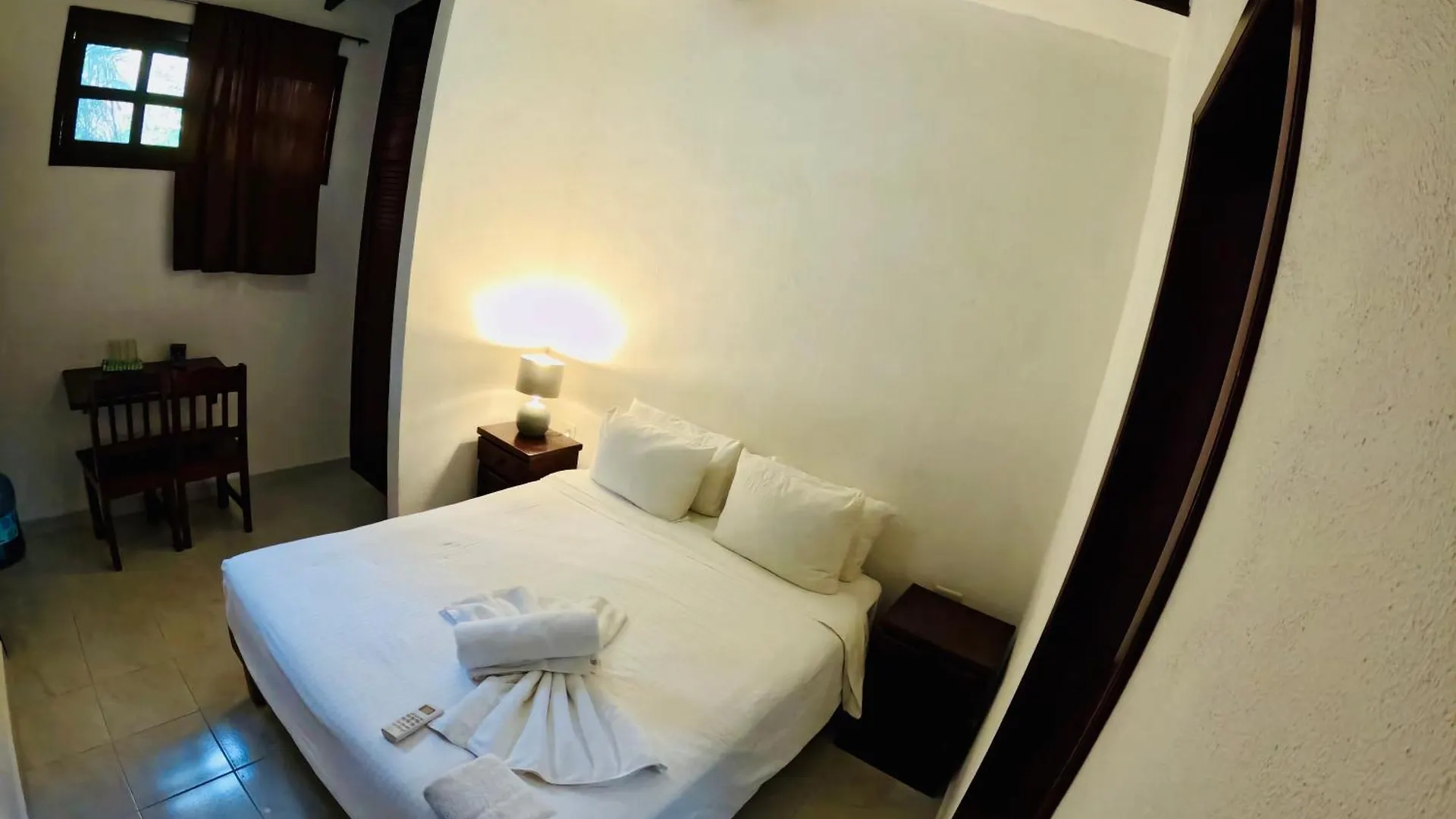 פלאייה דל כרמן Apart Hotel Casaejido